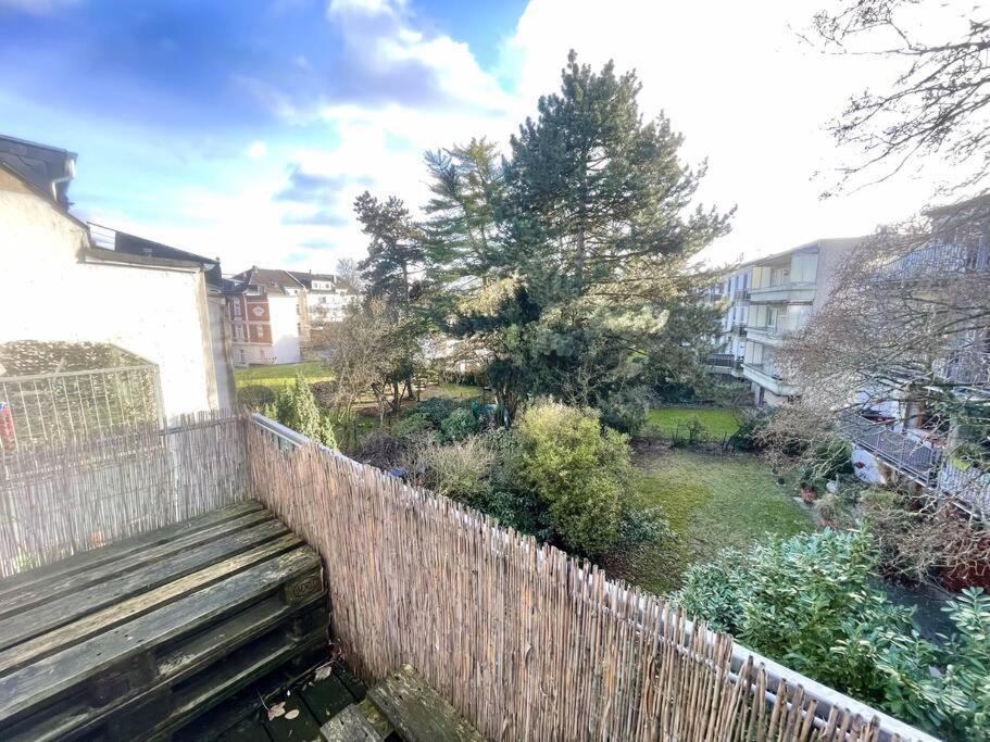 - Chilliges Zimmer In Dusseldorf Mit Balkon & Kuche; Big Tv And Bed - מראה חיצוני תמונה